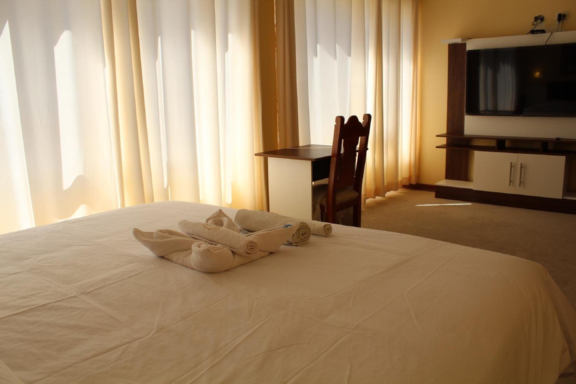 פונו Kaaro Hotel El Buho מראה חיצוני תמונה