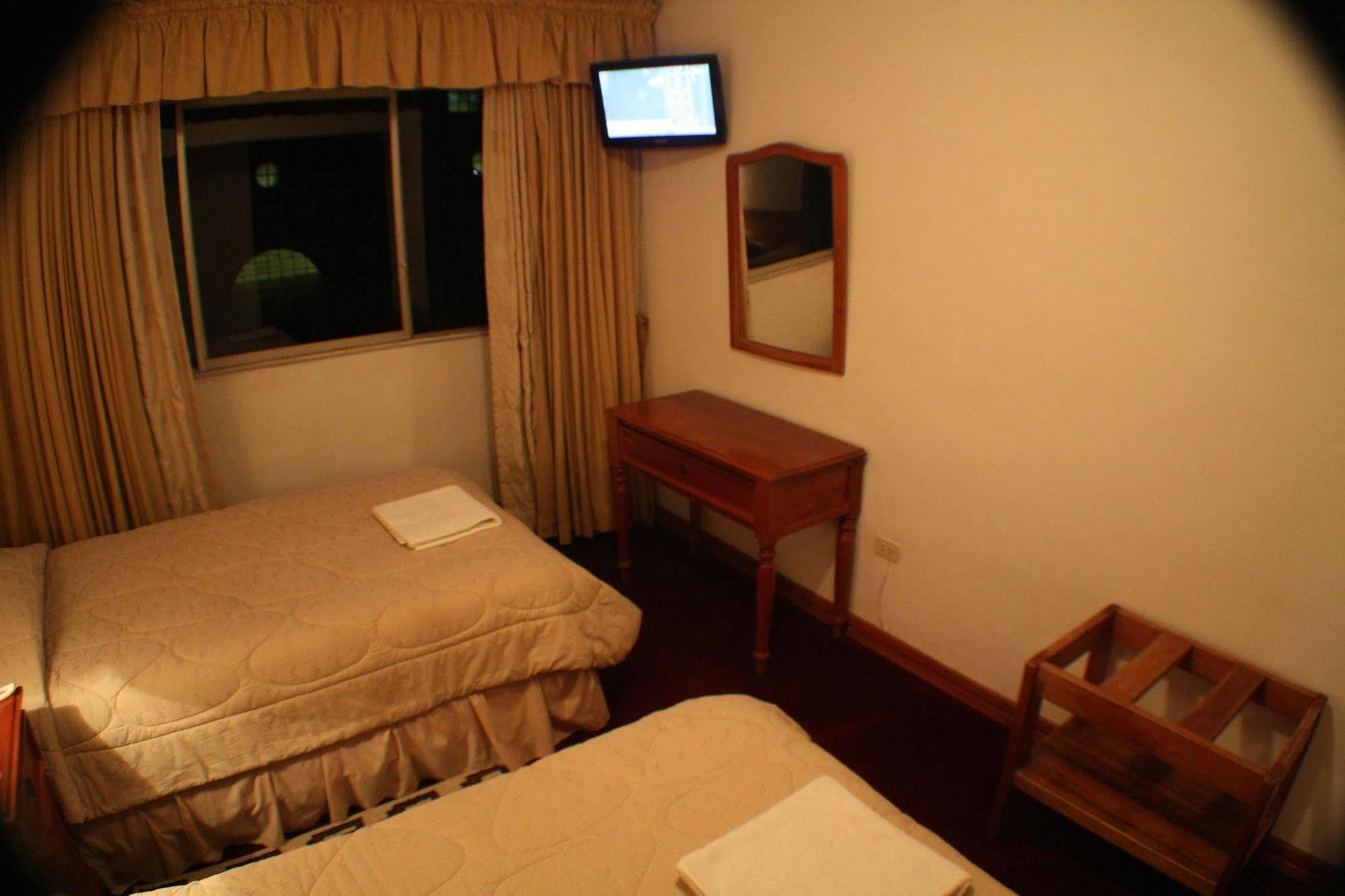 פונו Kaaro Hotel El Buho מראה חיצוני תמונה